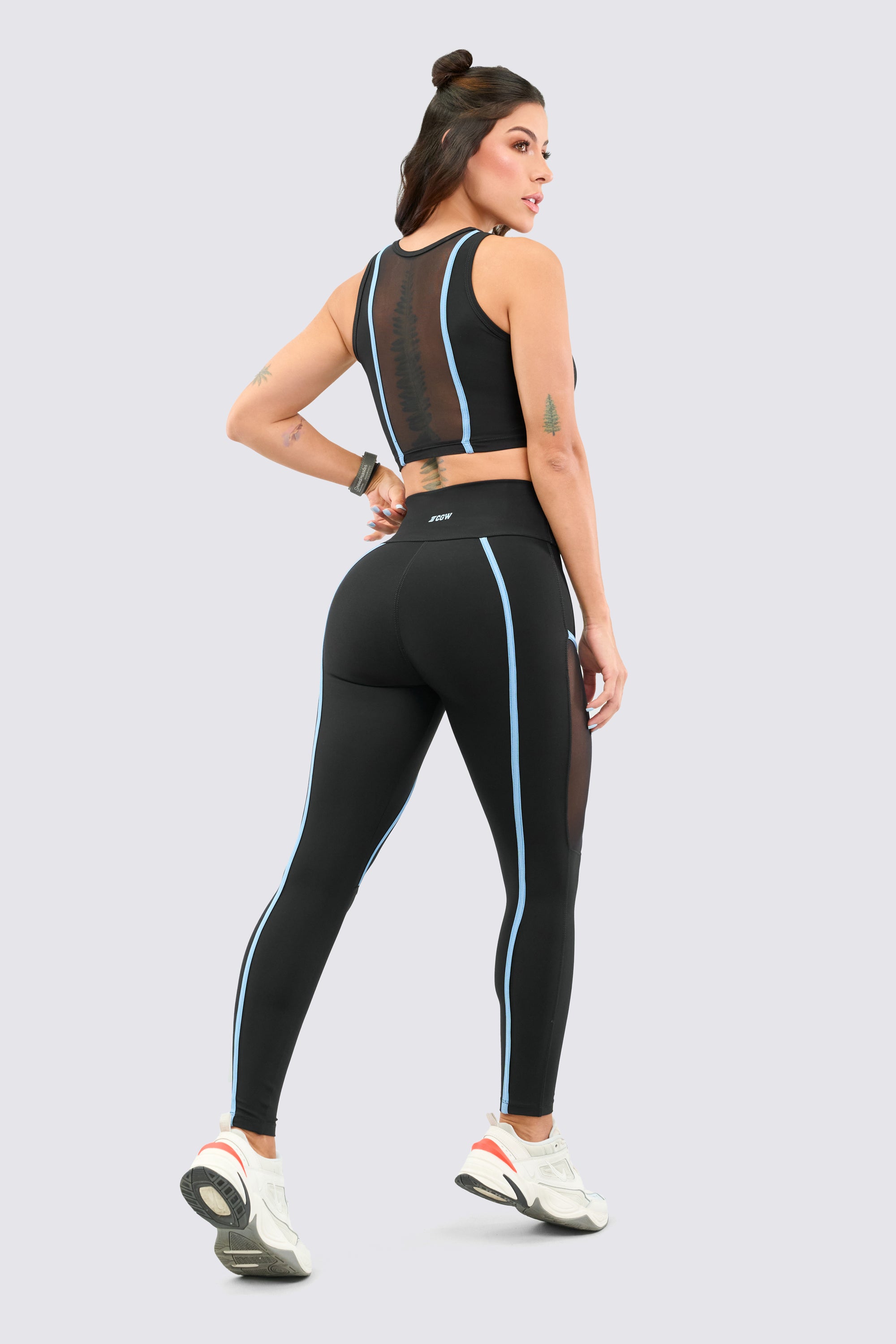 CGW Lifting Crop Top – Aqua Edition