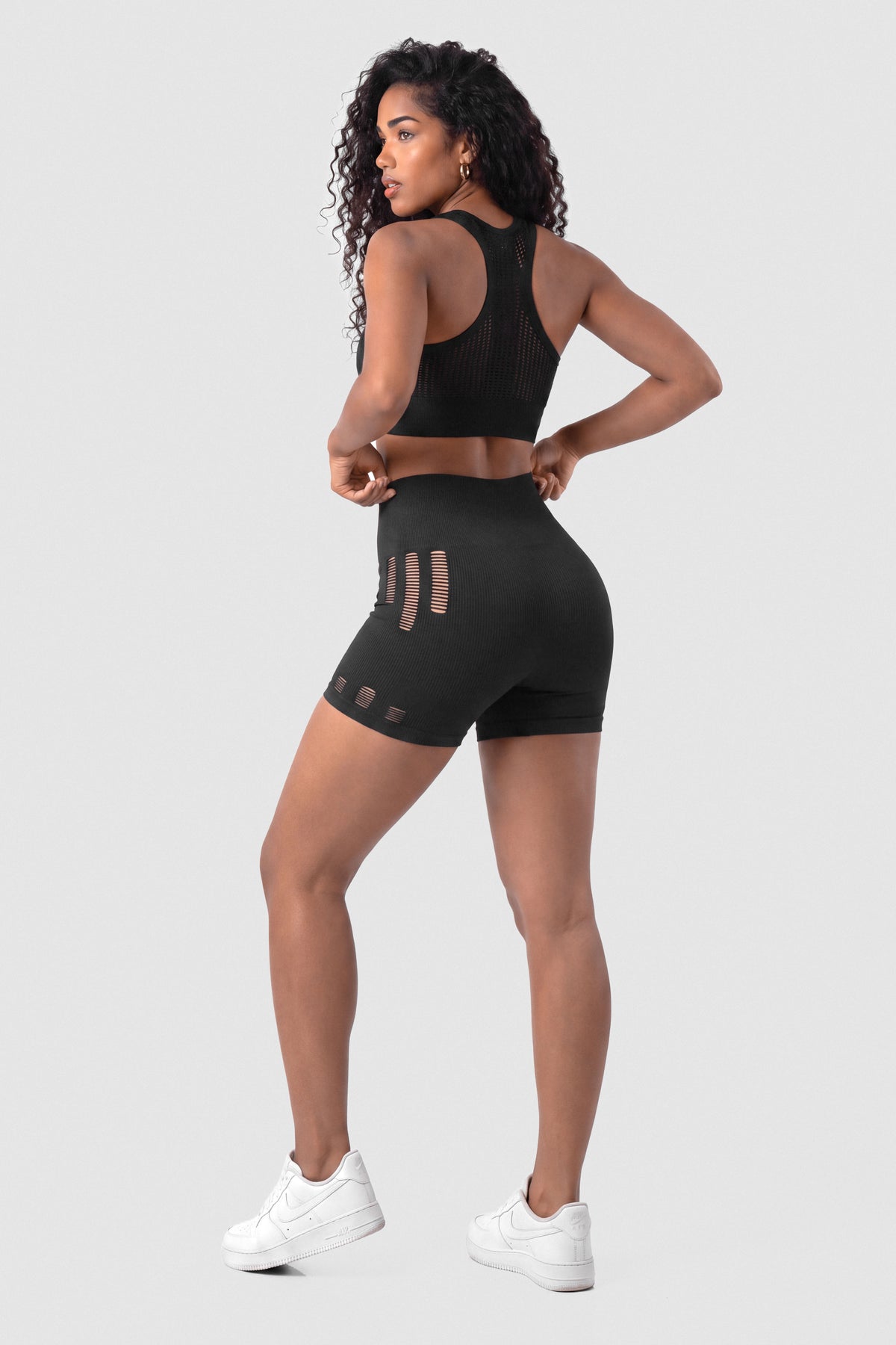 Short Mujer Negro Perforaciones Laterales