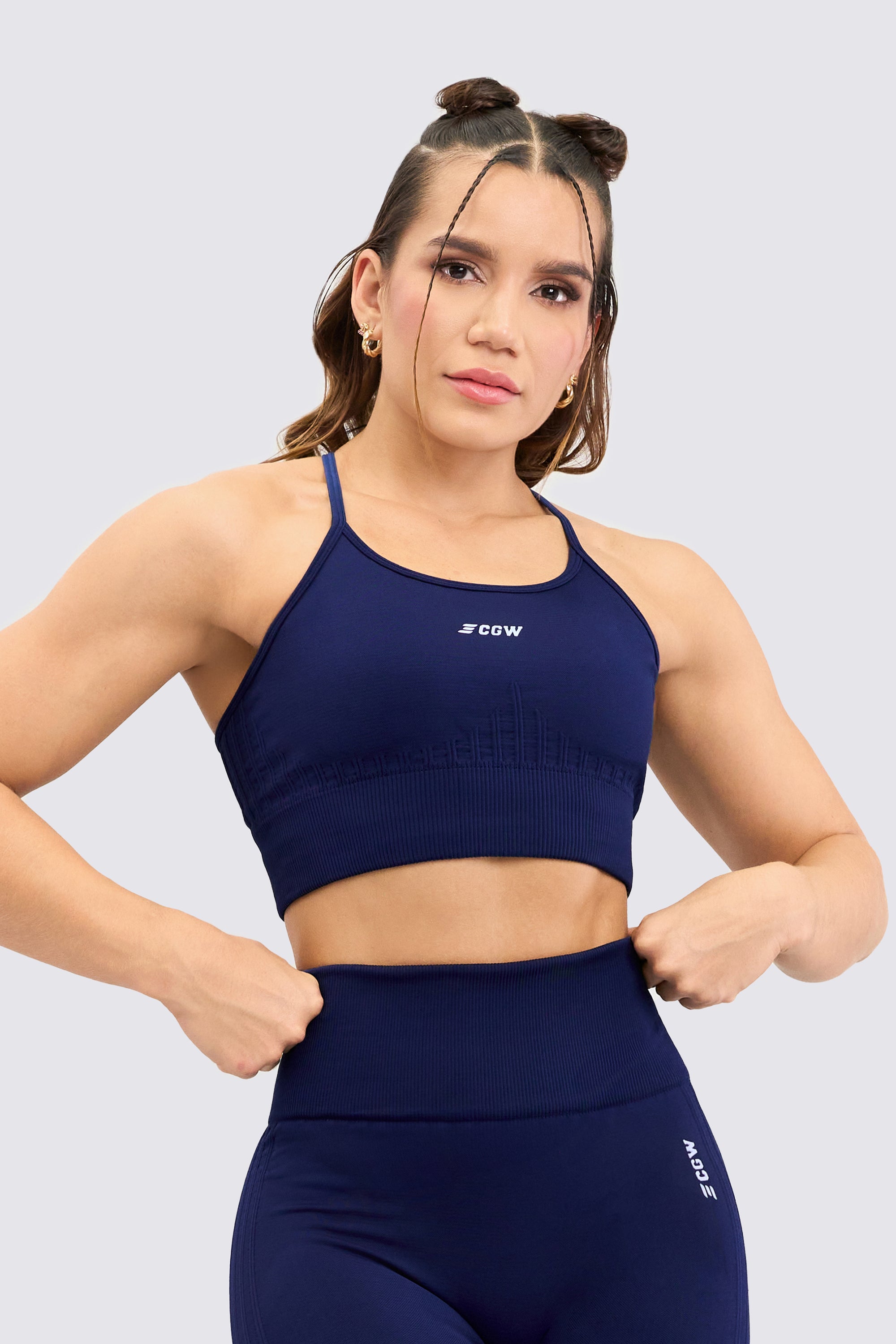 navy blue top combines long-lasting comfort and versatile design to suit your style